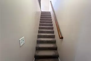 733 Pecan Hill Dr, Saint Charles, MO 63304 - Photo 37