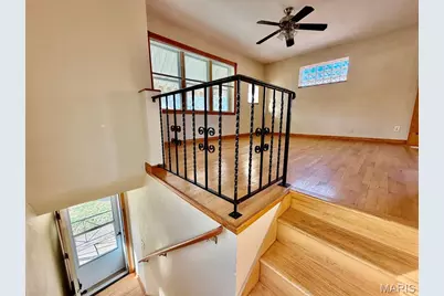 5477 Loughborough Avenue, Saint Louis, MO 63109 - Photo 11