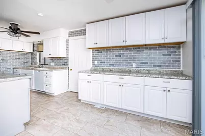 705 Russett Terrace, Lake Saint Louis, MO 63367 - Photo 15