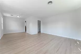 120 S 18th St, Louisiana, MO 63353 - Photo 7