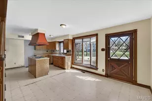 13777 Clayton (On Private Road) Rd, Town and Country, MO 63017 - Photo 11