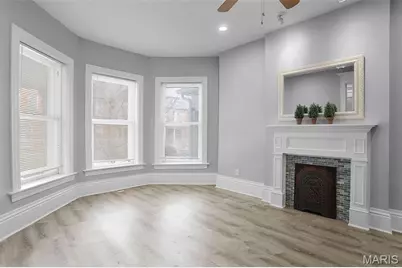 4212 Castleman Avenue, Saint Louis, MO 63110 - Photo 9