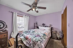 415 Walnut St, Hawk Point, MO 63349 - Photo 9