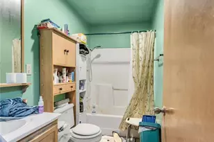 415 Walnut St, Hawk Point, MO 63349 - Photo 13