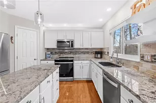 9 W Hampton Ct, Foristell, MO 63348 - Photo 17