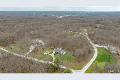 9 W Hampton Court, Foristell, MO 63348 - Photo 7