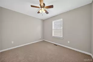 424 Wilmer Meadow Dr, Wentzville, MO 63385 - Photo 25