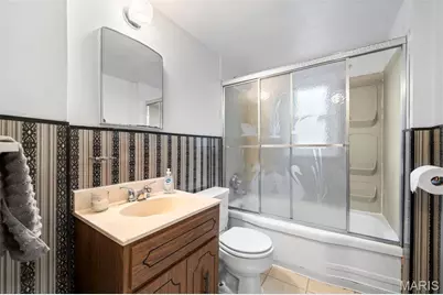 5556 Arthur Avenue, Saint Louis, MO 63139 - Photo 13