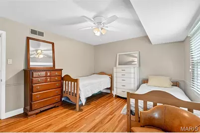 9 Middlebury Lane, Chesterfield, MO 63017 - Photo 17