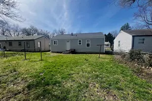 6330 Washington Ave, Berkeley, MO 63134 - Photo 5