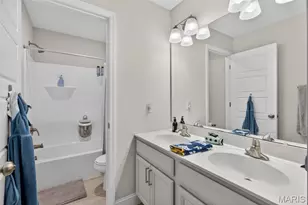 1042 Timber Bluff Dr, Wentzville, MO 63385 - Photo 17