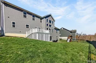 1042 Timber Bluff Dr, Wentzville, MO 63385 - Photo 33