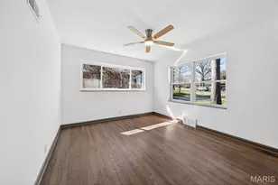 14 Fairwinds Ct, Saint Louis, MO 63132 - Photo 31