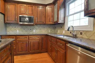 8940 Ladue Rd, Ladue, MO 63124 - Photo 23