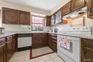 3801 Hermitage Ln, Saint Peters, MO 63376 - Photo 13