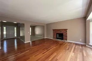 636 Canary Estates Dr, Ballwin, MO 63021 - Photo 27