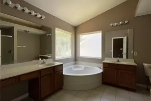 636 Canary Estates Dr, Ballwin, MO 63021 - Photo 31