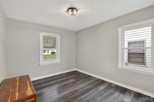 11041 St Pius Ln, Saint Ann, MO 63074 - Photo 13
