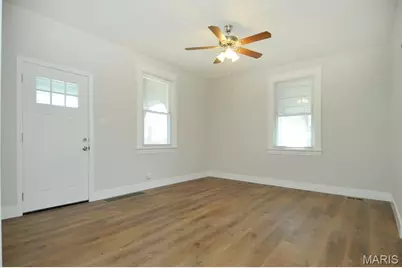 112 Mann Street, Lemay, MO 63125 - Photo 5