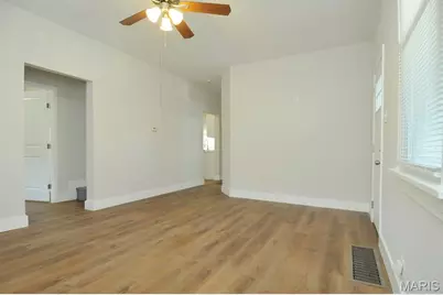 112 Mann Street, Lemay, MO 63125 - Photo 7