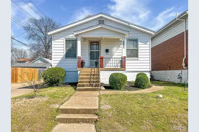 4359 Toenges Avenue, Saint Louis, MO 63116 - Photo 1