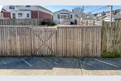 4359 Toenges Avenue, Saint Louis, MO 63116 - Photo 5