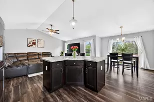 448 Peruque Hills Pkwy, Wentzville, MO 63385 - Photo 13