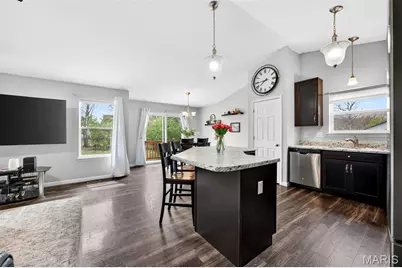 448 Peruque Hills Parkway, Wentzville, MO 63385 - Photo 15