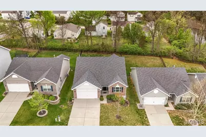 448 Peruque Hills Parkway, Wentzville, MO 63385 - Photo 3