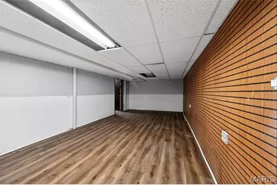 3027 Westminster Drive, Florissant, MO 63033 - Photo 25