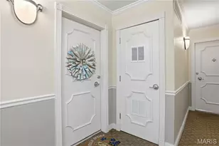 8631 Old Bonhomme Rd, Saint Louis, MO 63132 - Photo 5