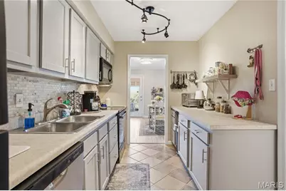 8631 Old Bonhomme Road #1E, Saint Louis, MO 63132 - Photo 17