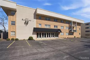 8631 Old Bonhomme Rd, Saint Louis, MO 63132 - Photo 1