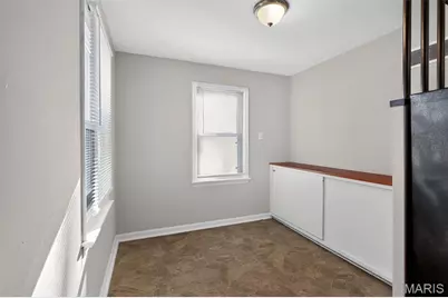 1501 Golden Drive, Saint Louis, MO 63137 - Photo 15