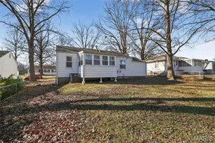 1501 Golden Dr, Saint Louis, MO 63137 - Photo 7