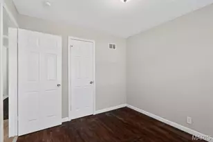 1501 Golden Dr, Saint Louis, MO 63137 - Photo 21