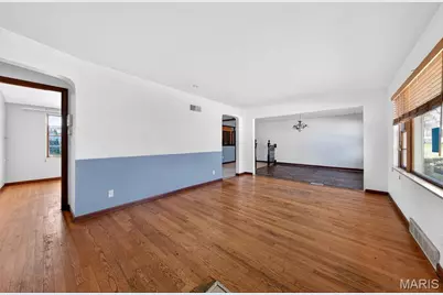 1326 Northumberland Drive, Saint Louis, MO 63137 - Photo 9