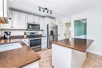 6301 Highland Estates Drive, Saint Louis, MO 63129 - Photo 21