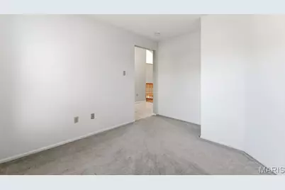 4304 Southridge Meadows Court, Saint Louis, MO 63128 - Photo 23