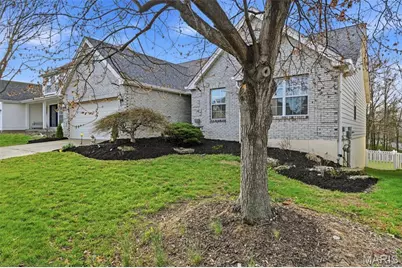 4304 Southridge Meadows Court, Saint Louis, MO 63128 - Photo 35