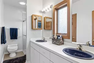 10112 Lake Ridge Ct, Hillsboro, MO 63050 - Photo 13