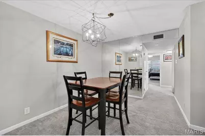 2 Delcrest Court #102, Saint Louis, MO 63124 - Photo 7