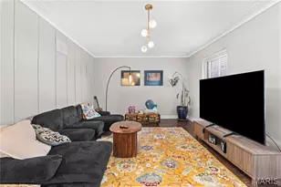 923 S Hanley Rd, Clayton, MO 63105 - Photo 5