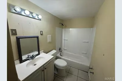 7739 W Bruno Avenue, Richmond Heights, MO 63117 - Photo 9