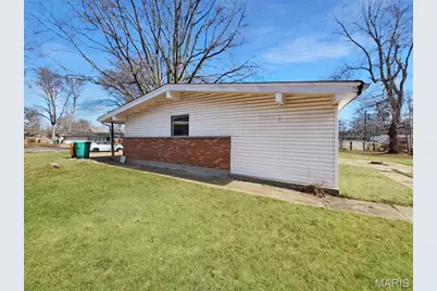 2214 Ibis Court, Saint Louis, MO 63136 - Photo 3