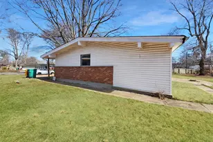 2214 Ibis Ct, Saint Louis, MO 63136 - Photo 3