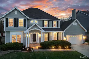 16923 Westridge Oaks Dr, Wildwood, MO 63040 - Photo 1