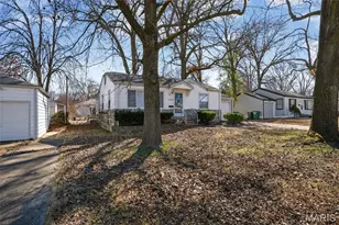 10522 Byfield Dr, St George, MO 63137 - Photo 3