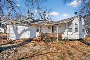 10522 Byfield Dr, St George, MO 63137 - Photo 9