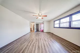 402 Locust St, Cuba, MO 65453 - Photo 7